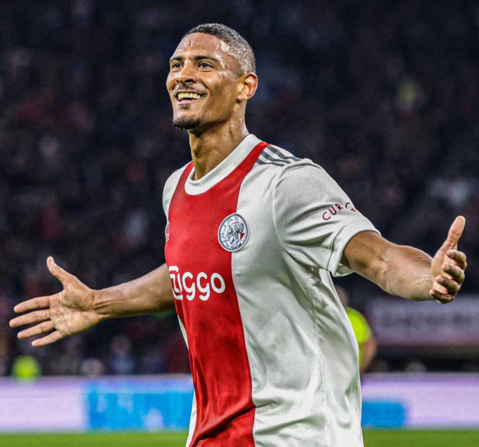 纳步行者与 纳步行者与