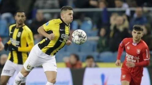 并附上一张 并附上一张